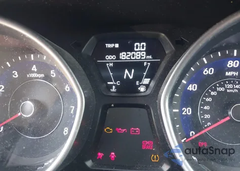 2013 Hyundai Elantra Gls z USA, uszkodzony, nr VIN 5NPDH4AE8DH329842